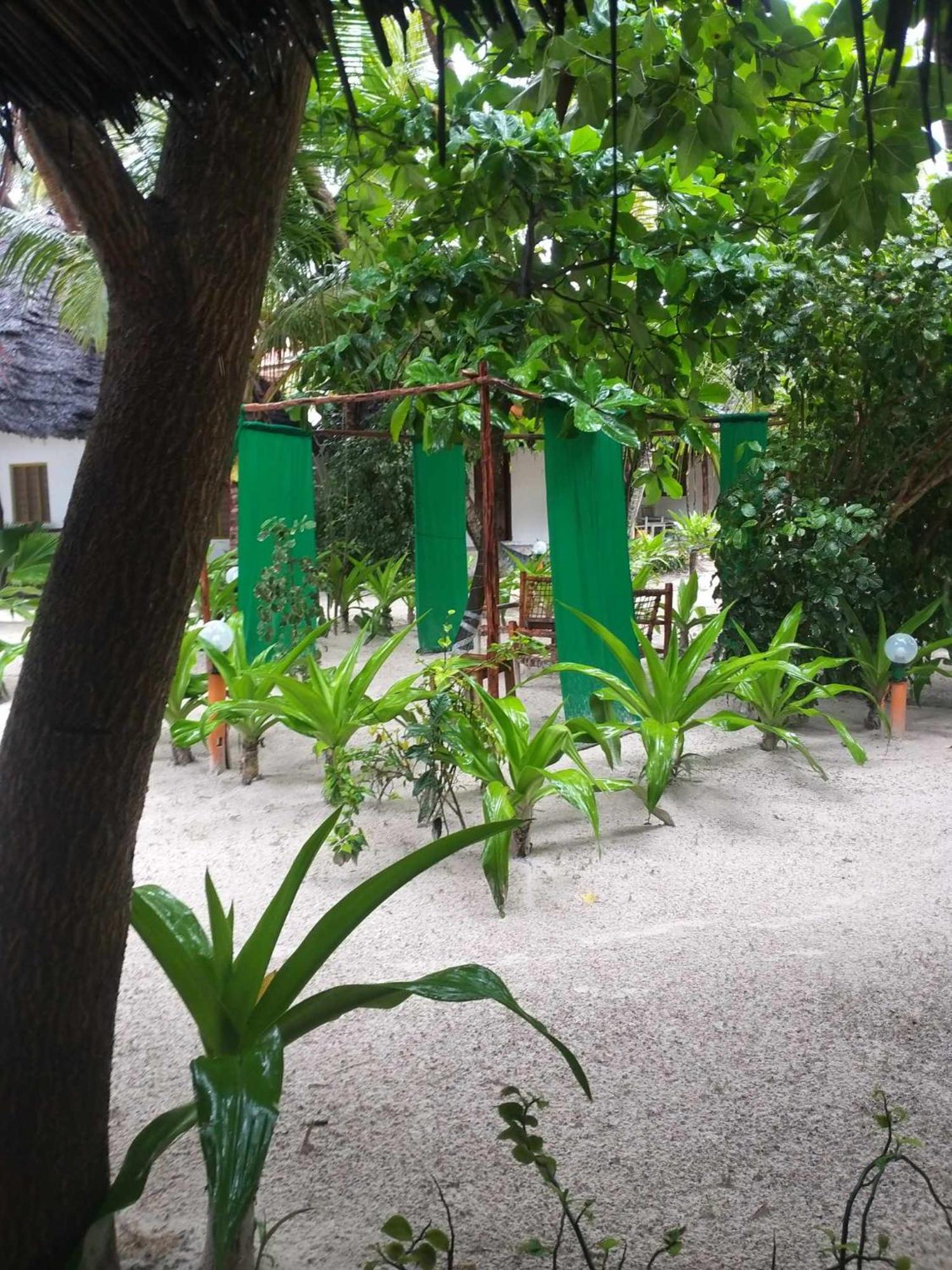 Mintaka Boutique Hotel Bwejuu Luaran gambar