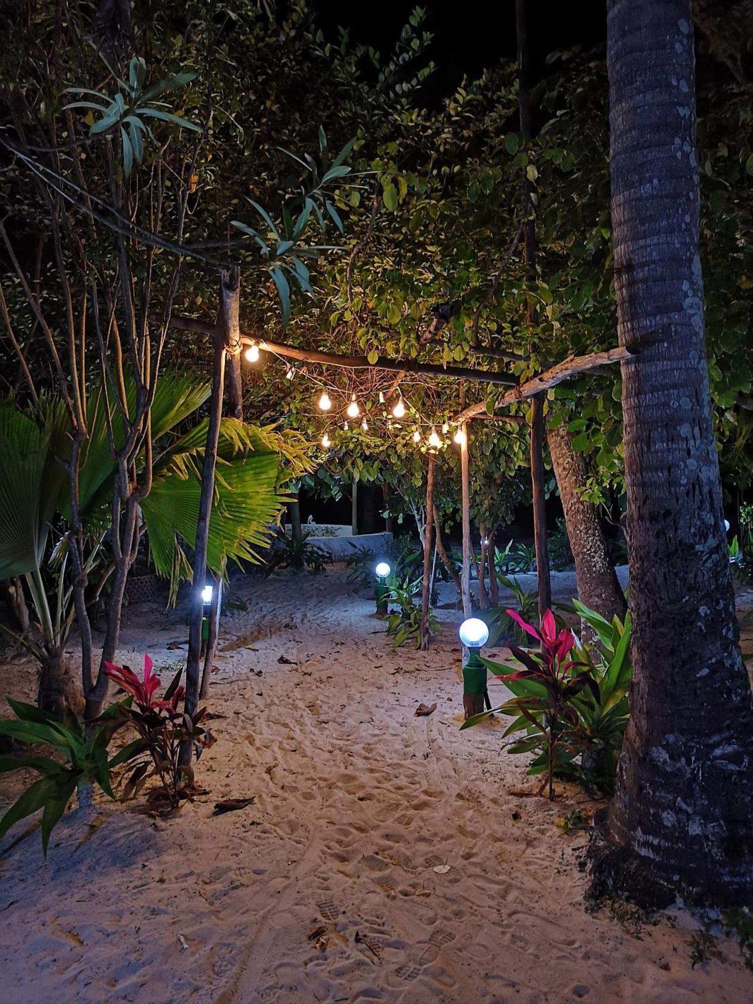Mintaka Boutique Hotel Bwejuu Luaran gambar